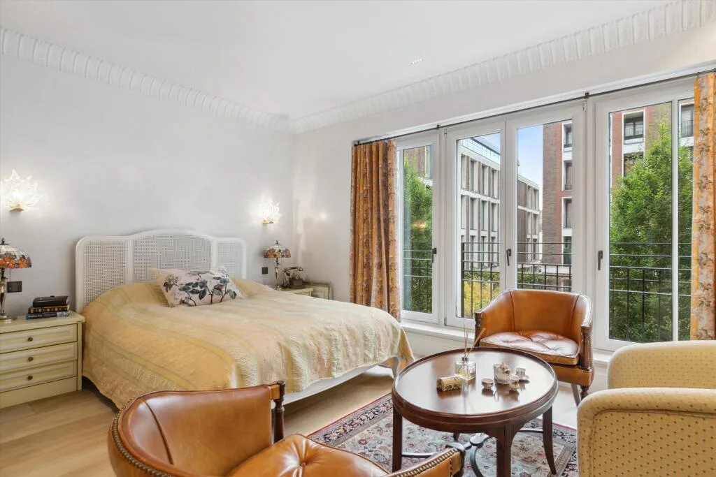 4 bedroom flat for rent