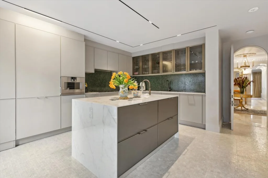 4 bedroom flat for rent
