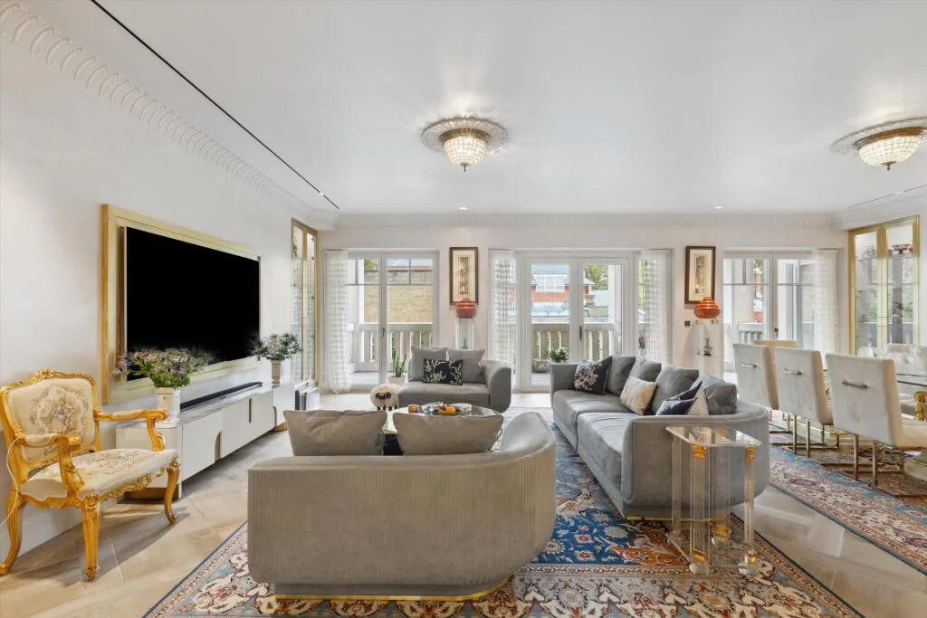 4 bedroom flat for rent