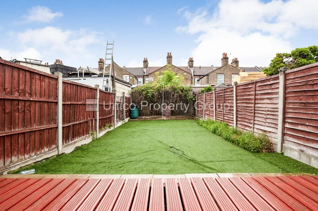 3 bedroom terraced house for rent