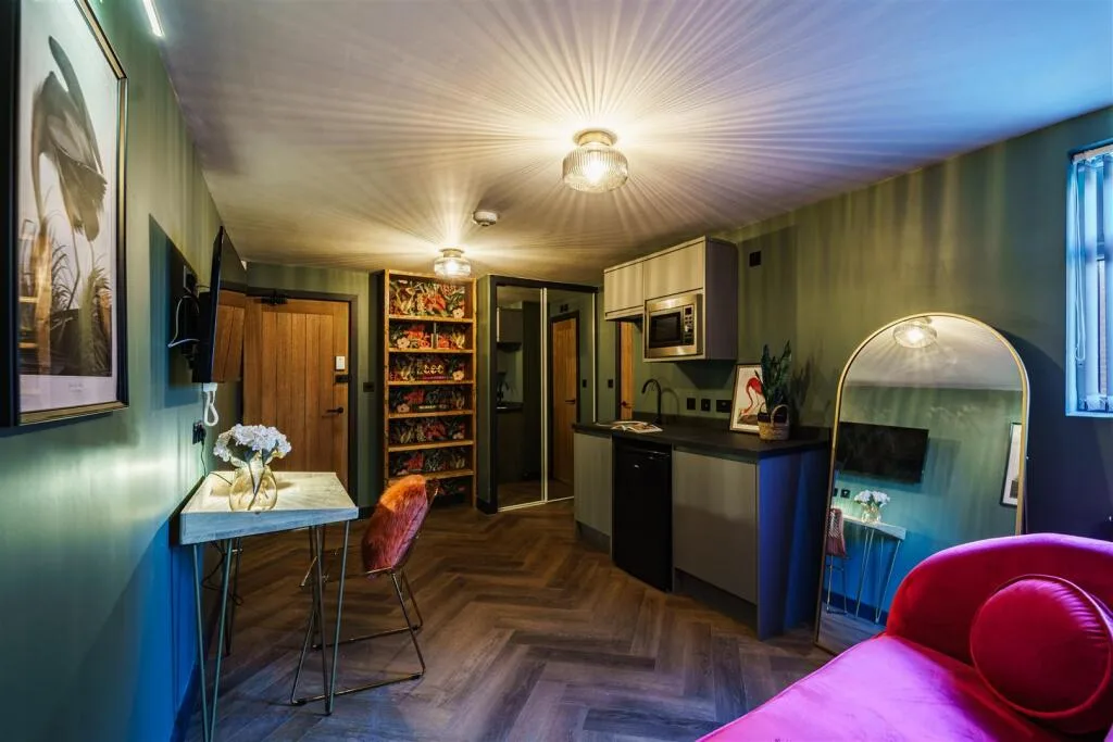 1 bedroom house share for rent
