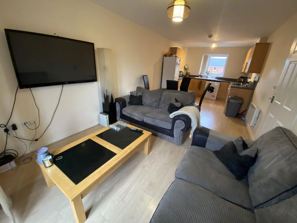 2 bedroom flat for rent
