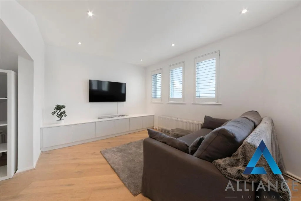 2 bedroom house for rent