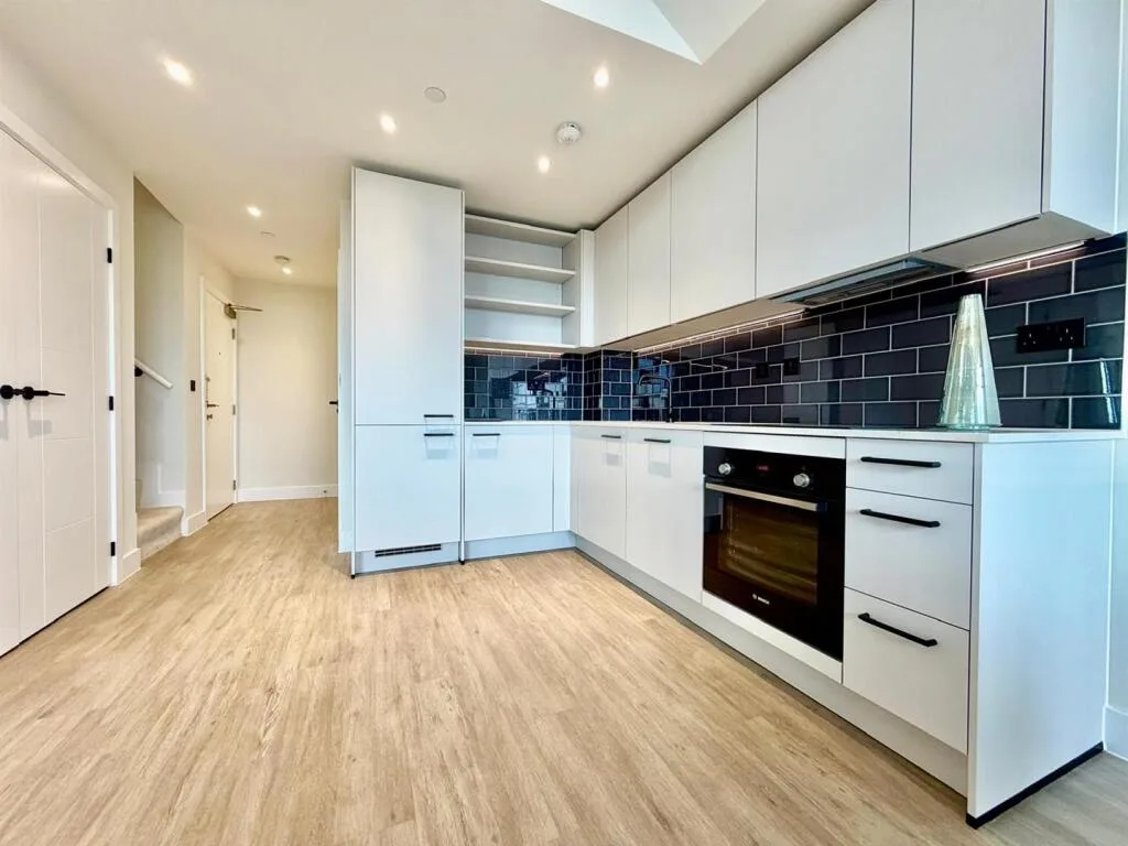 1 bedroom penthouse for rent