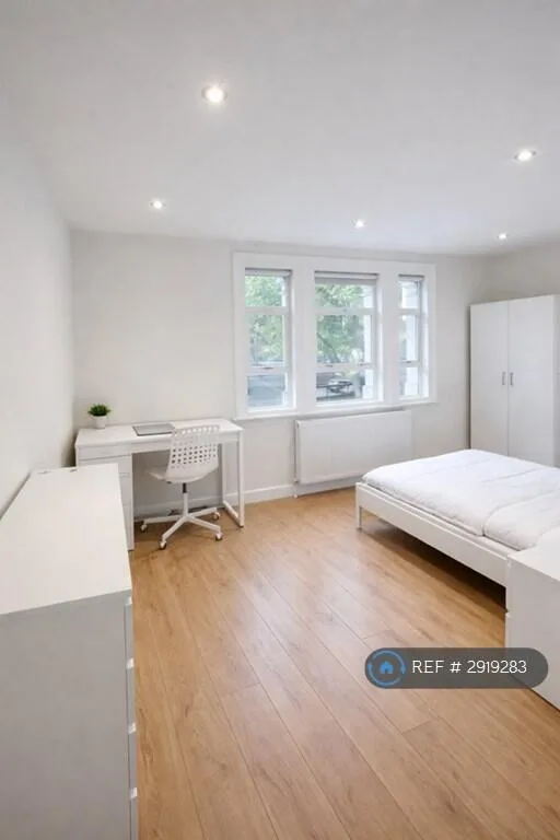 4 bedroom flat for rent