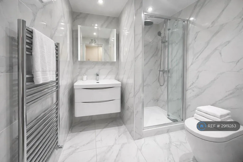 4 bedroom flat for rent