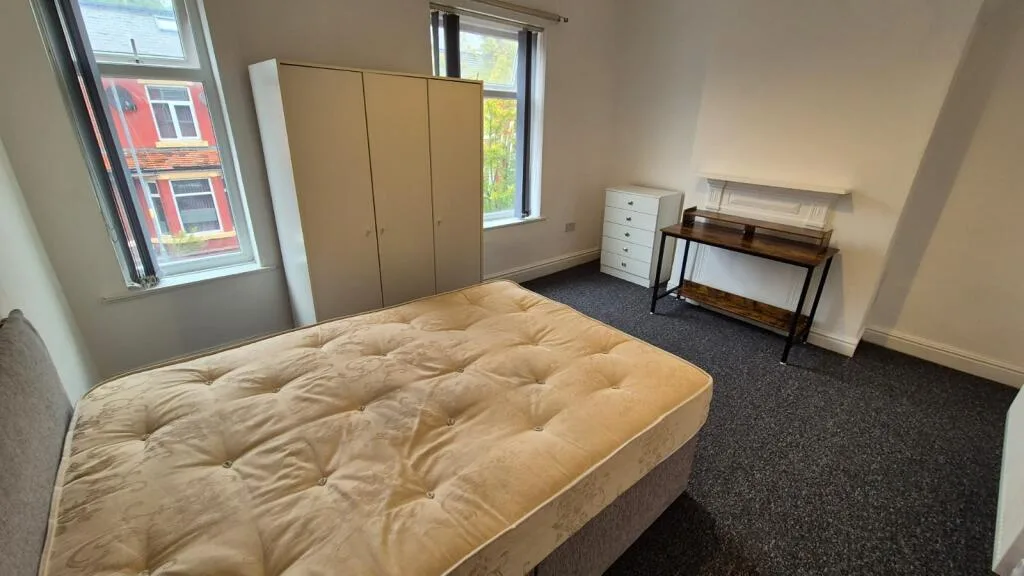4 bedroom terraced house for rent