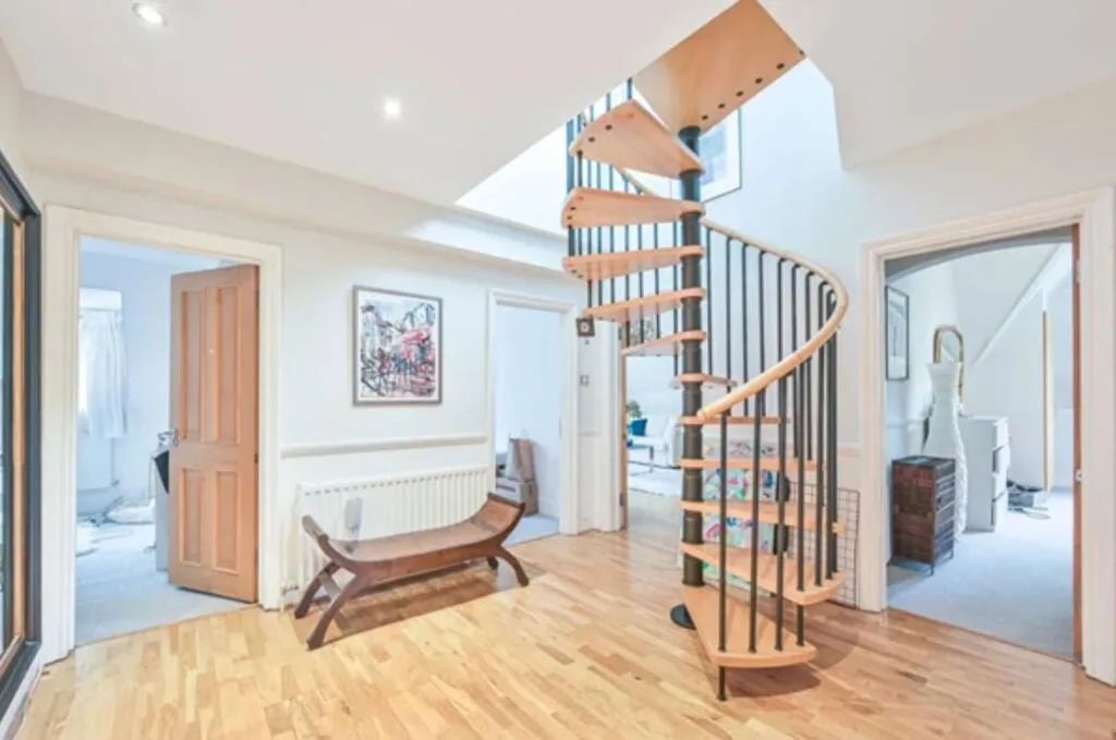 4 bedroom flat for rent