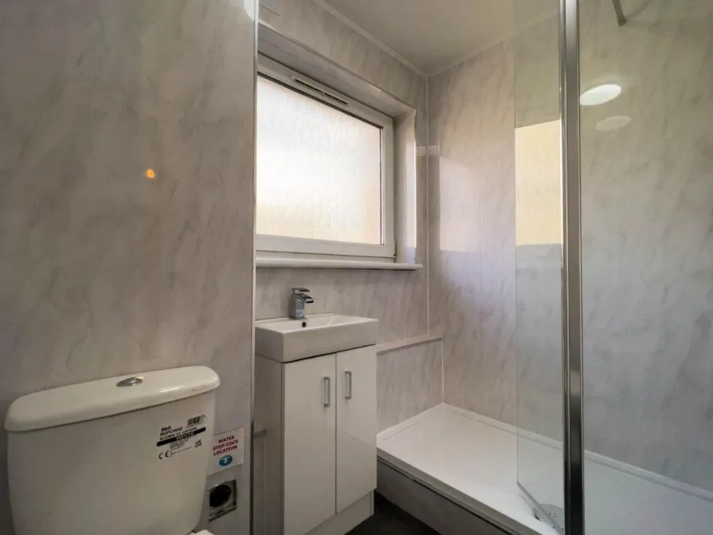 4 bedroom flat for rent