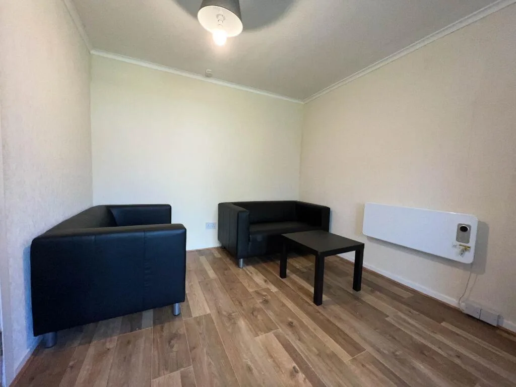 4 bedroom flat for rent