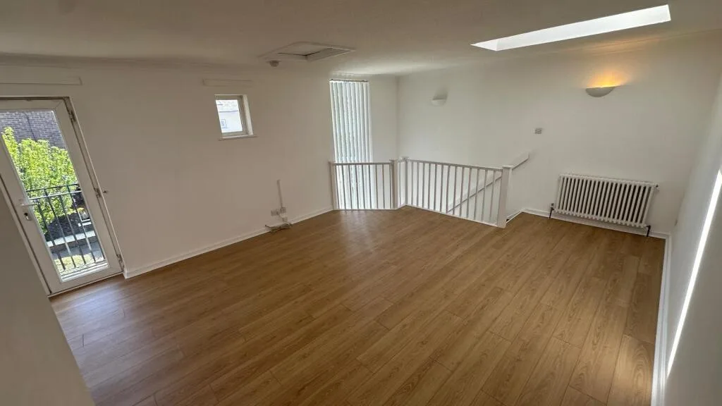 3 bedroom end of terrace house for rent