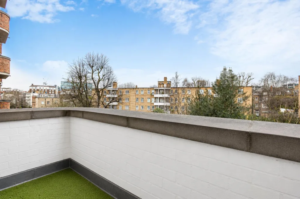 3 bedroom flat for rent