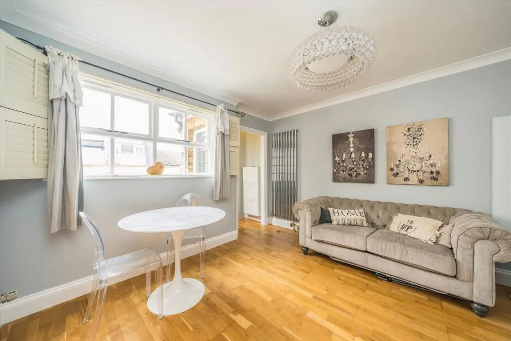 2 bedroom house for rent
