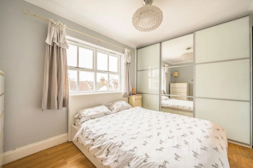 2 bedroom house for rent