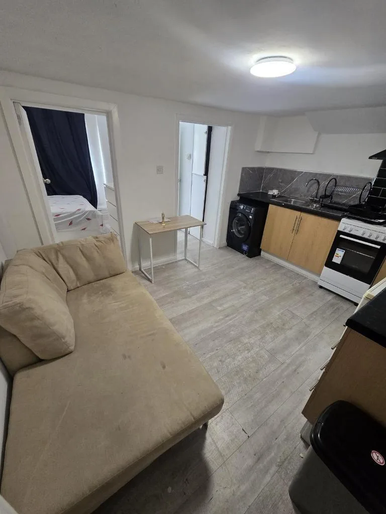 1 bedroom flat for rent