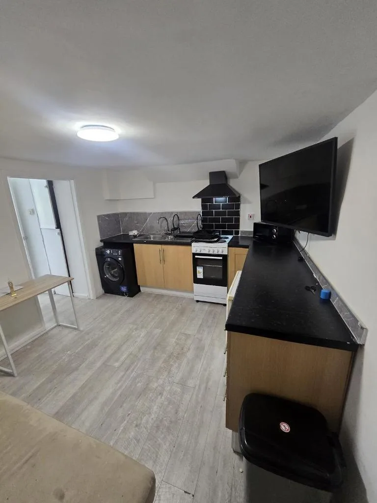 1 bedroom flat for rent