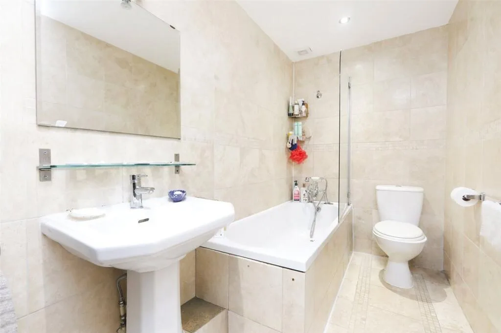 4 bedroom apartment for rent