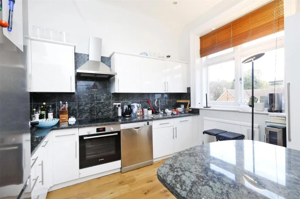 4 bedroom apartment for rent