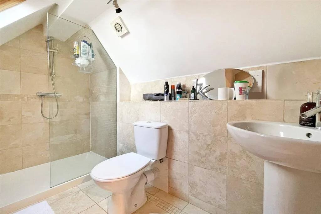 4 bedroom apartment for rent