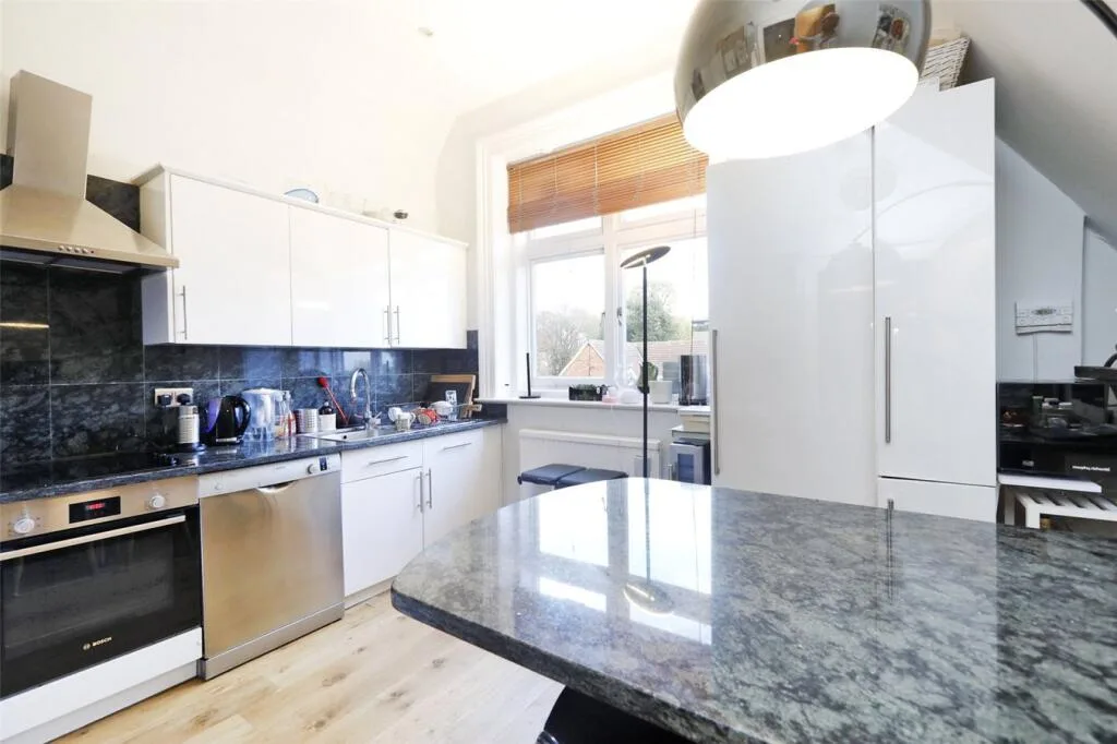 4 bedroom apartment for rent