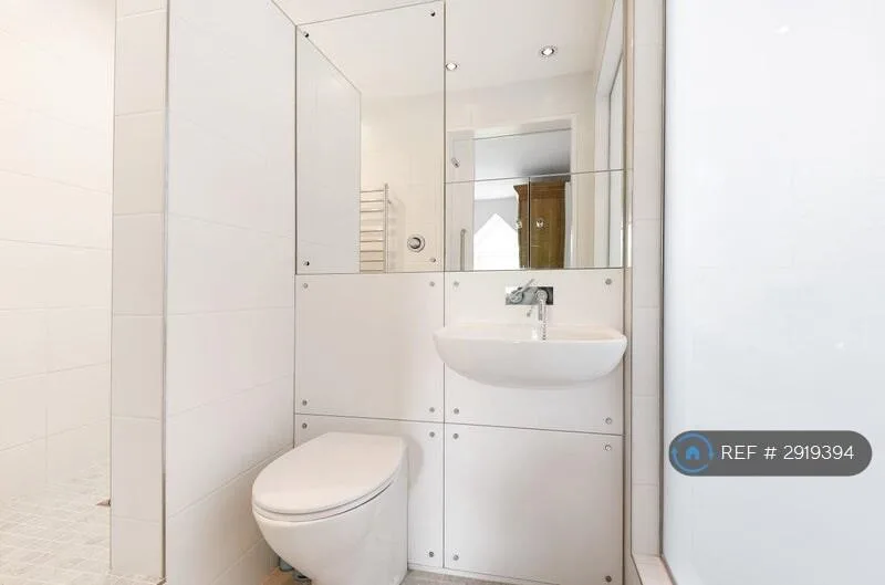 2 bedroom penthouse for rent