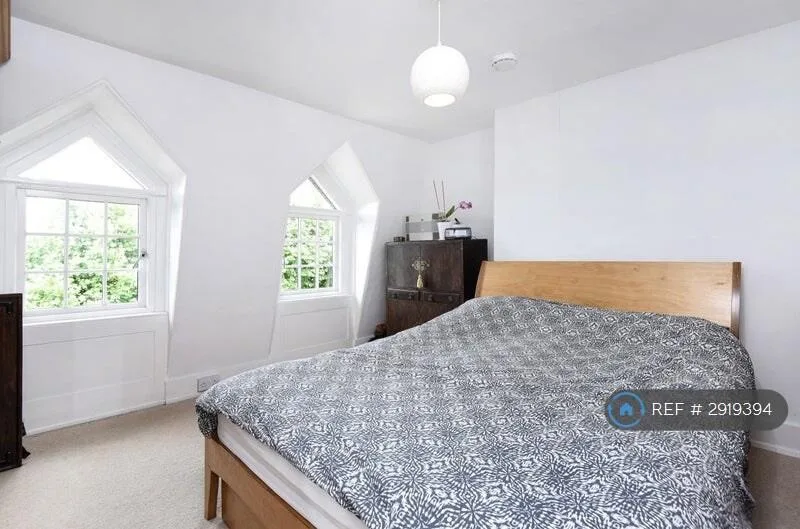 2 bedroom penthouse for rent