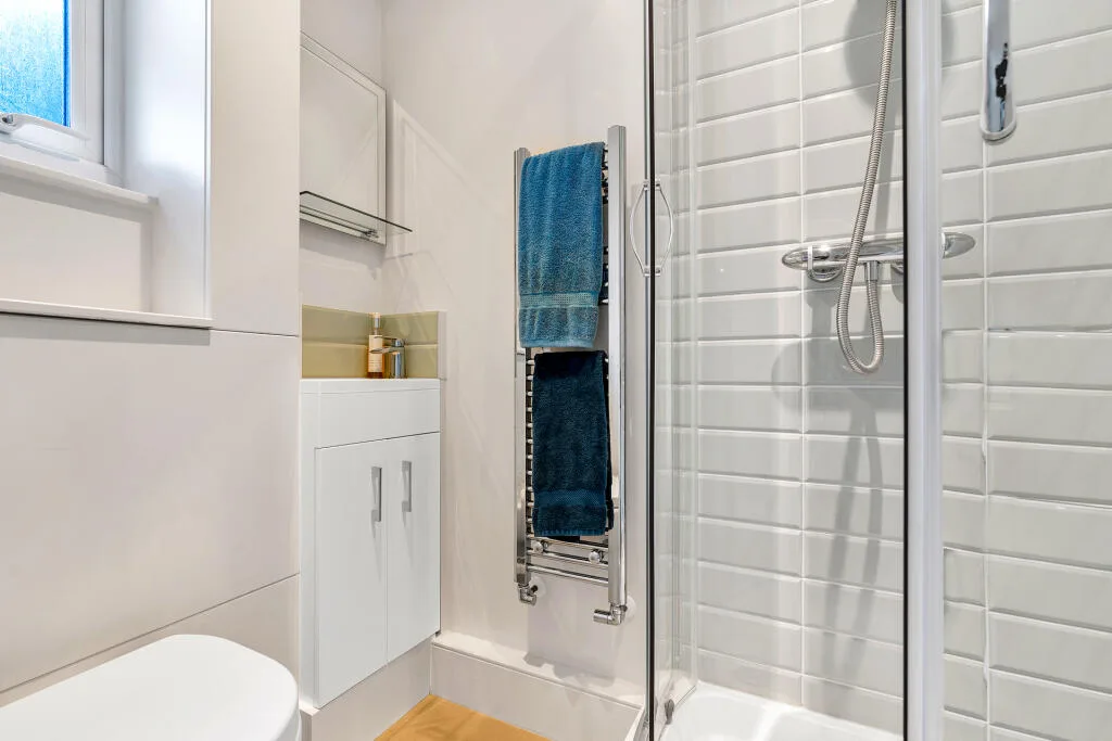 3 bedroom semi-detached house for rent