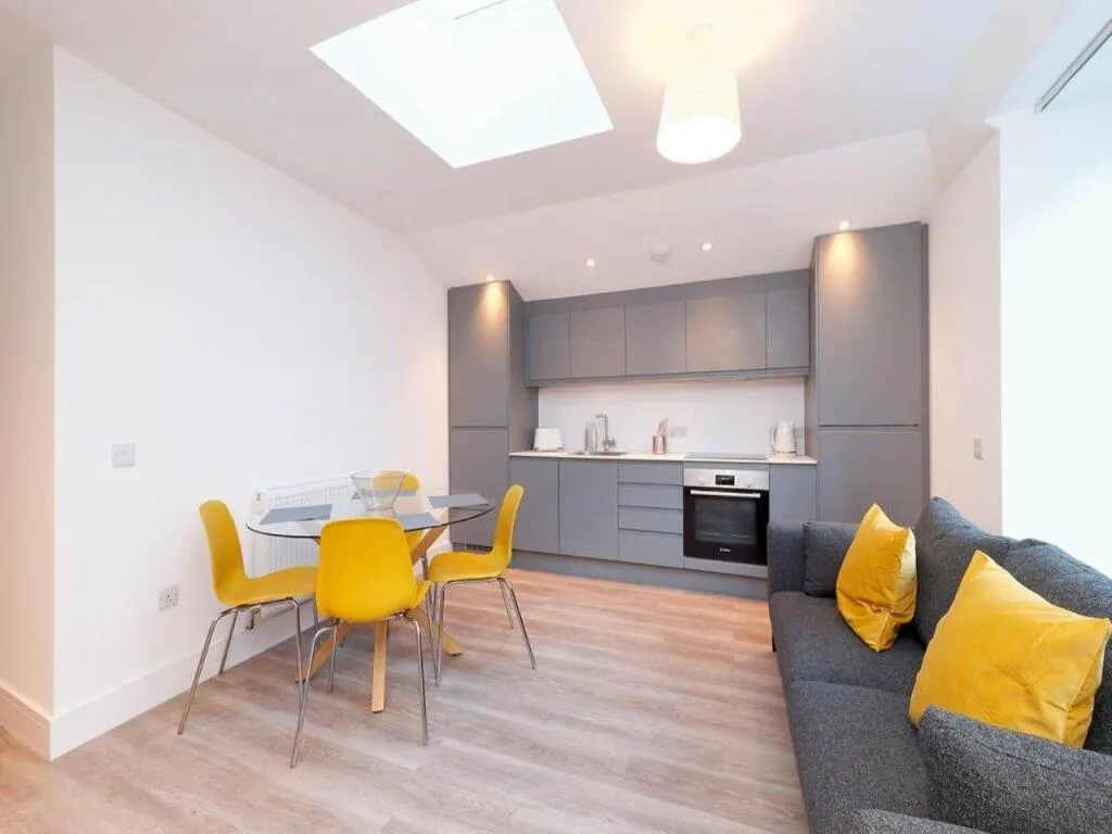 2 bedroom flat for rent