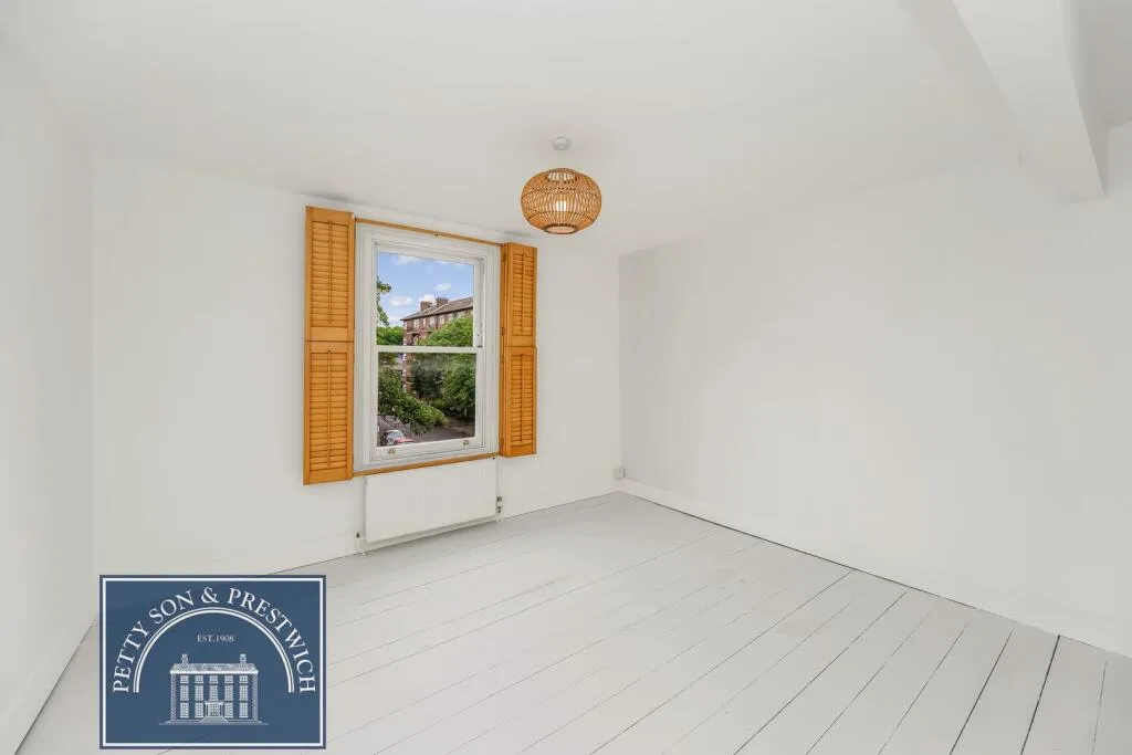 4 bedroom terraced house for rent
