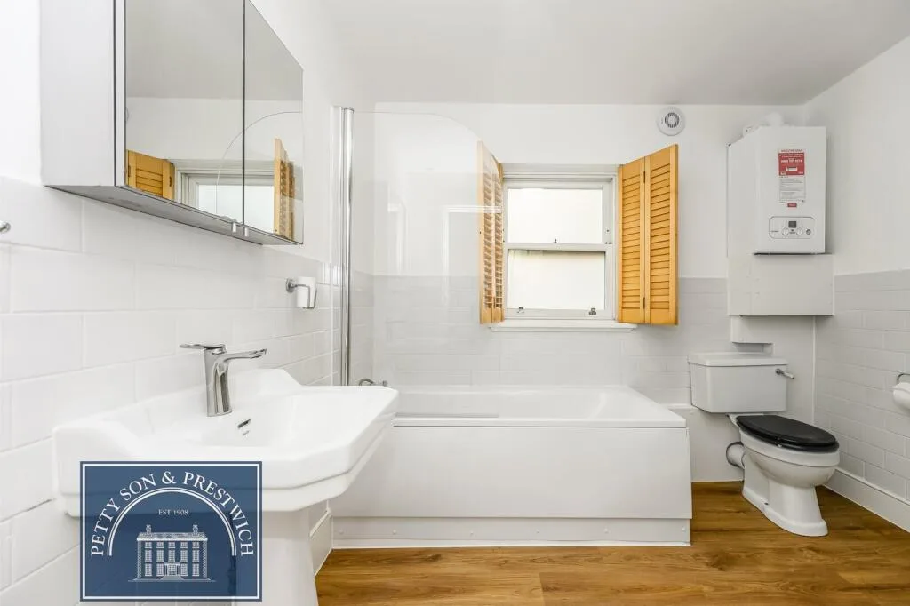4 bedroom terraced house for rent