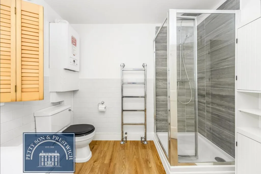 4 bedroom terraced house for rent