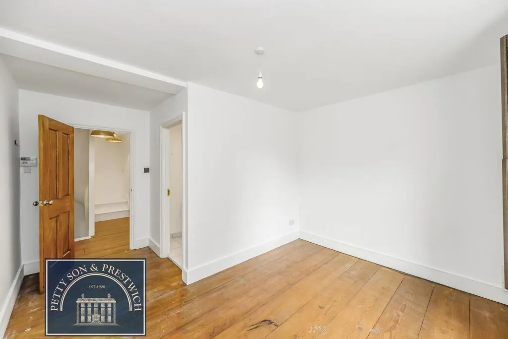 4 bedroom terraced house for rent