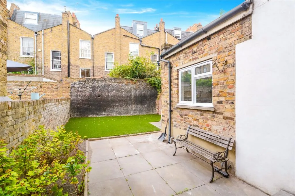 1 bedroom terraced house for rent