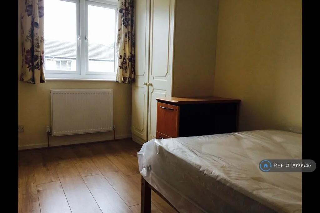 4 bedroom terraced house for rent
