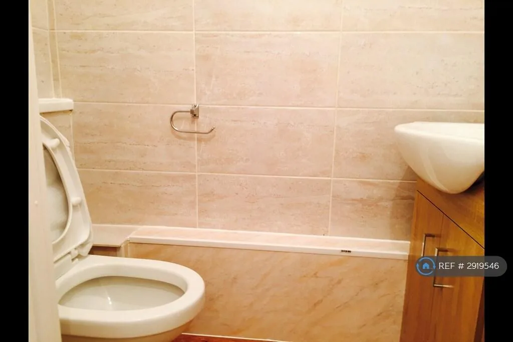 4 bedroom terraced house for rent