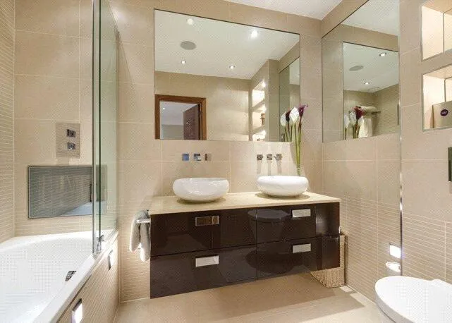 4 bedroom end of terrace house for rent