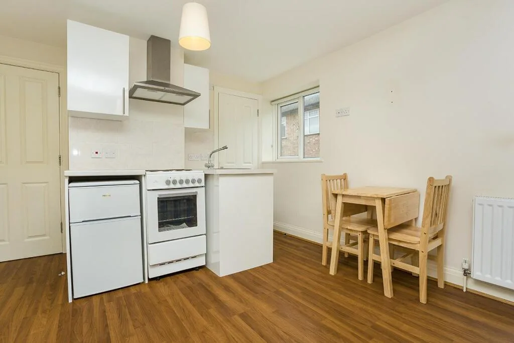 Studio flat for rent