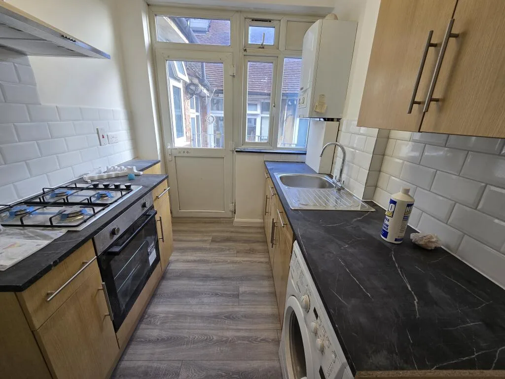 2 bedroom flat for rent