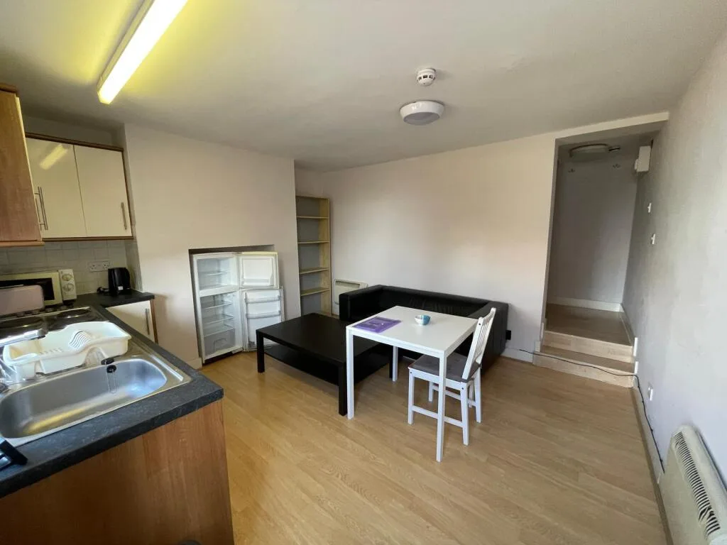1 bedroom duplex for rent