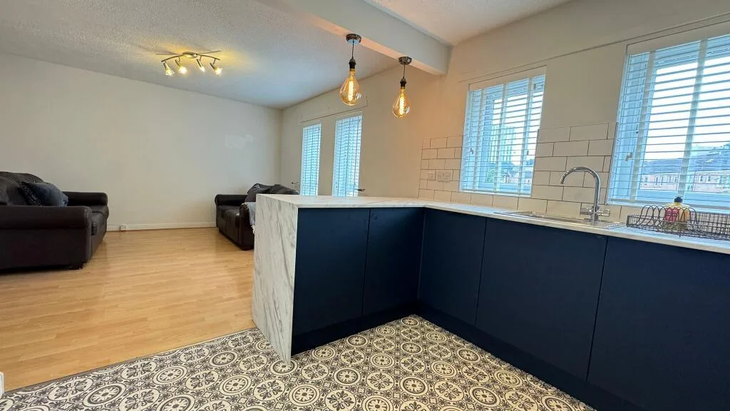 2 bedroom flat for rent