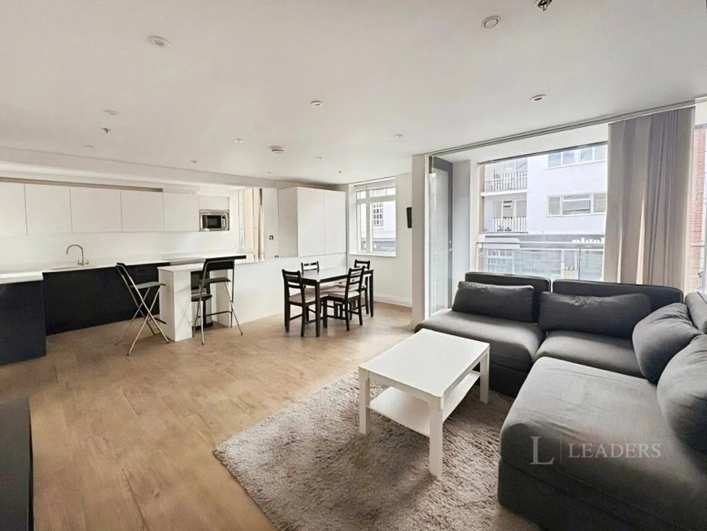 2 bedroom flat for rent