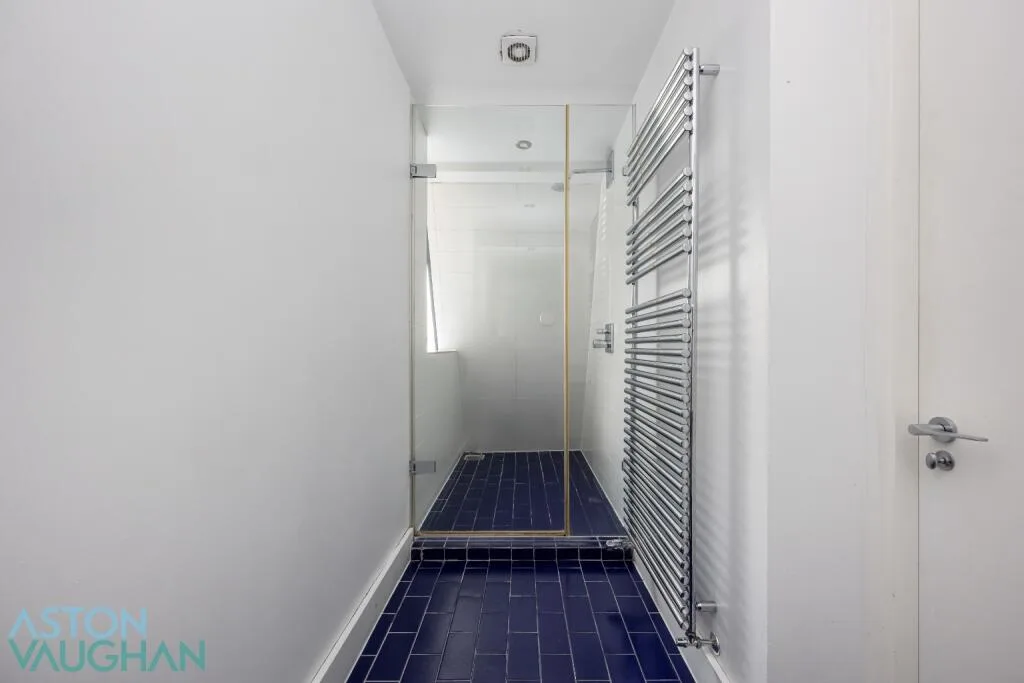 3 bedroom maisonette for rent