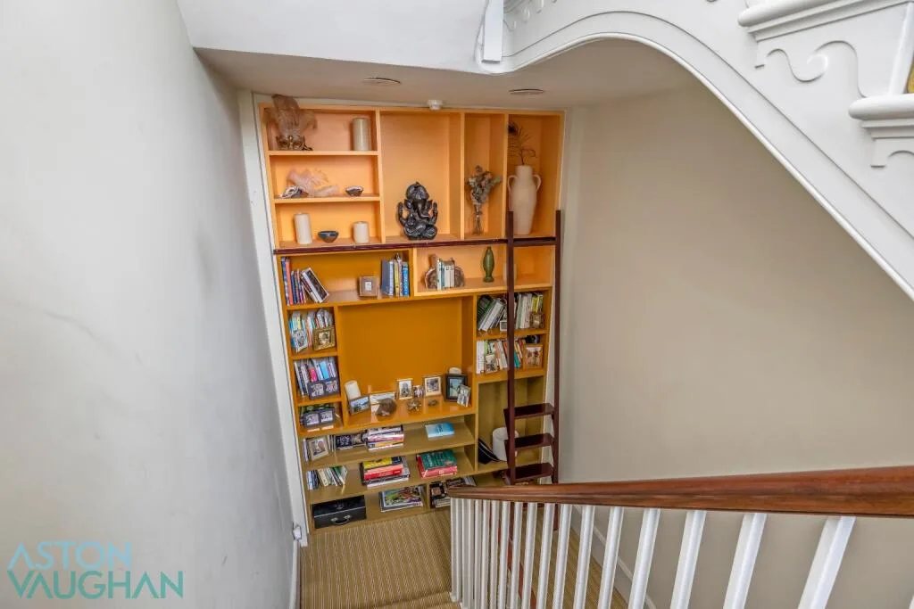 3 bedroom maisonette for rent