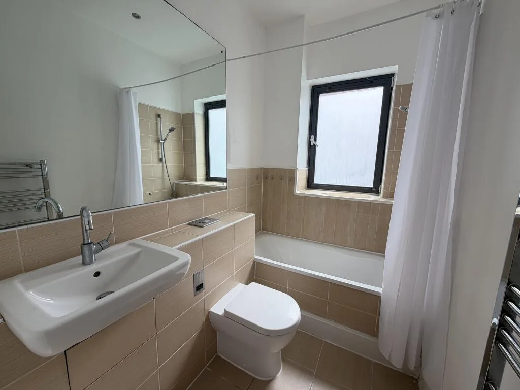 2 bedroom house for rent