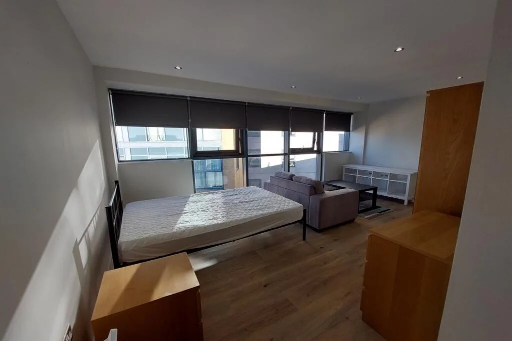 Studio flat for rent
