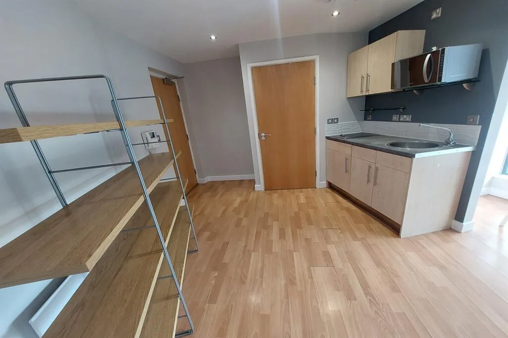 Studio flat for rent