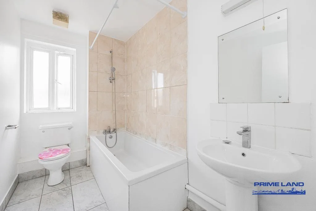 1 bedroom house share for rent