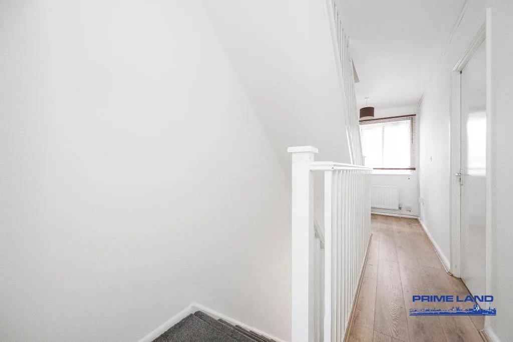 1 bedroom house share for rent