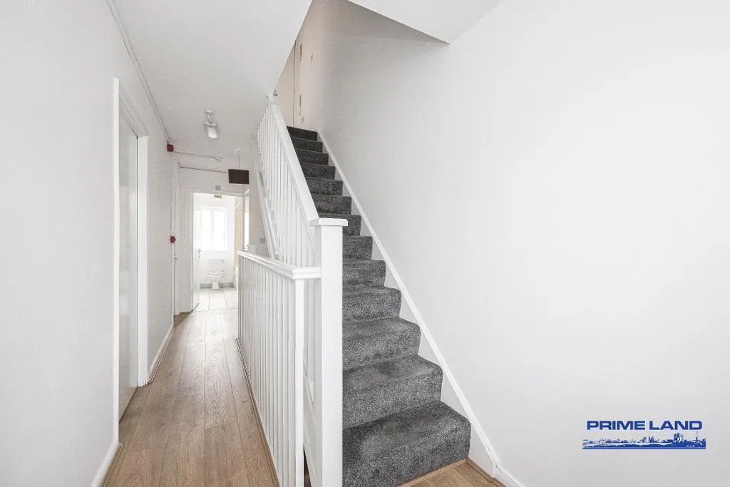 1 bedroom house share for rent