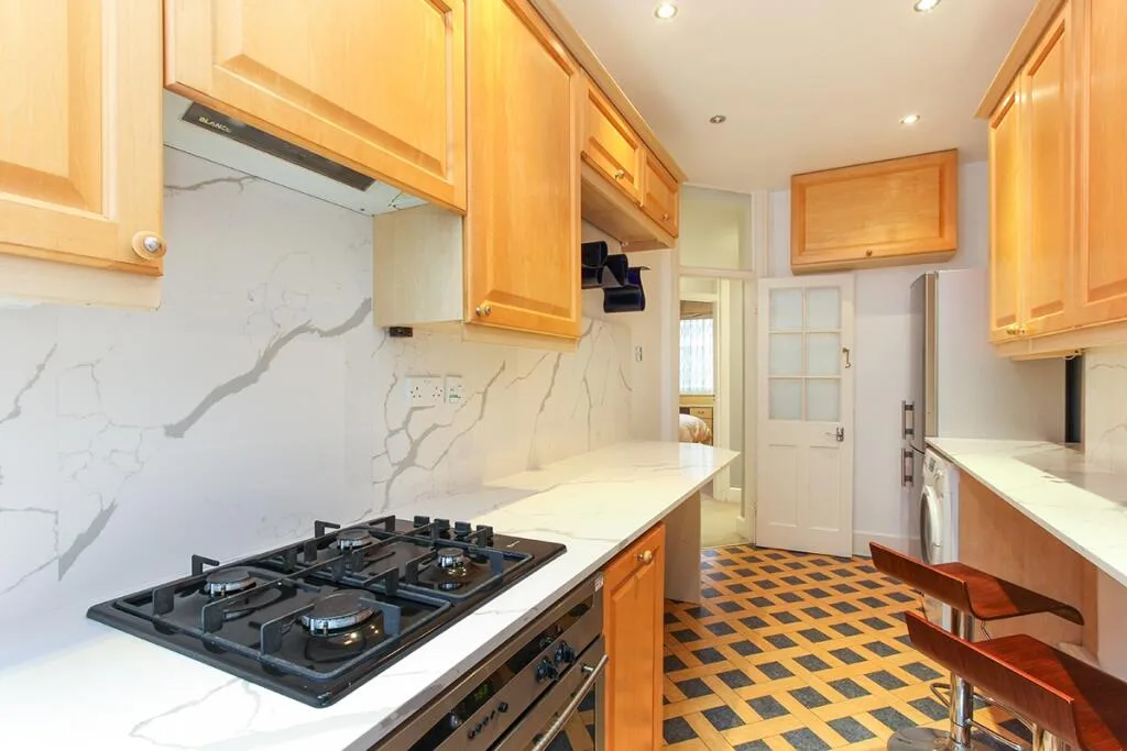 2 bedroom flat for rent